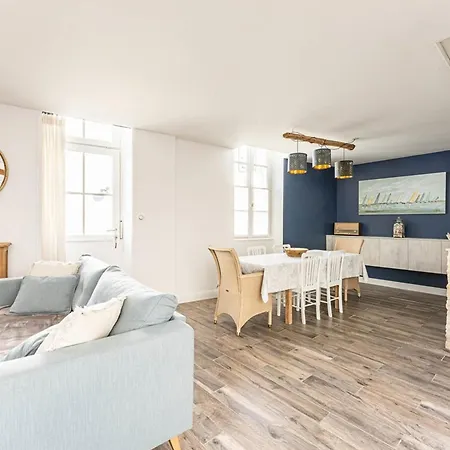 Maison Familiale A La Noue Avec Cour Privative - Fr-1-835-16